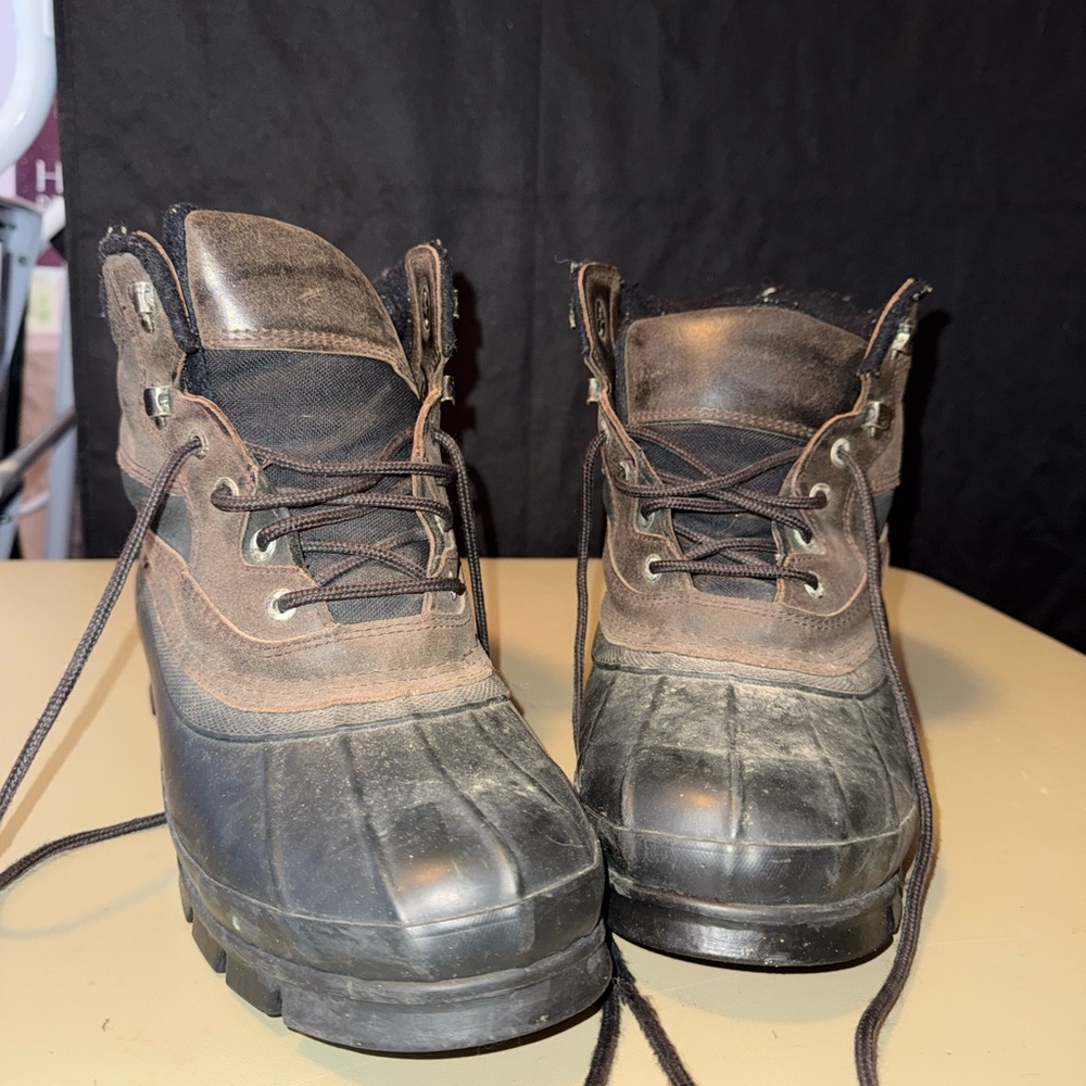 Bay Area Traders Brown and Black Lace-Up Boots